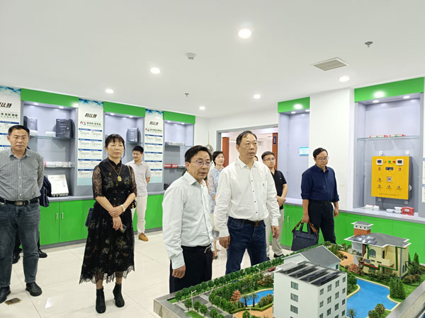 湖南省政协副主席、民建湖南省委会主委赖明勇莅临开云开户app官方走访调研